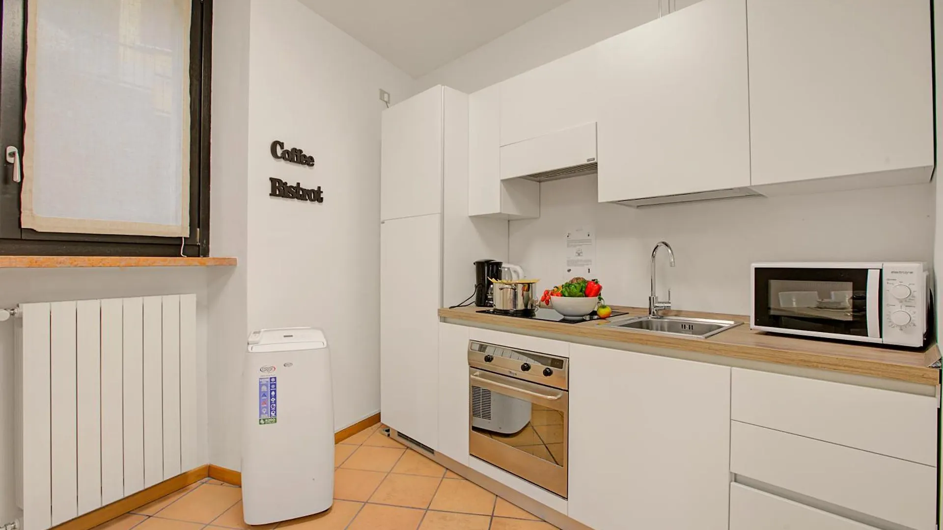 Luminose House With Shared Pool Daire Gardone Riviera