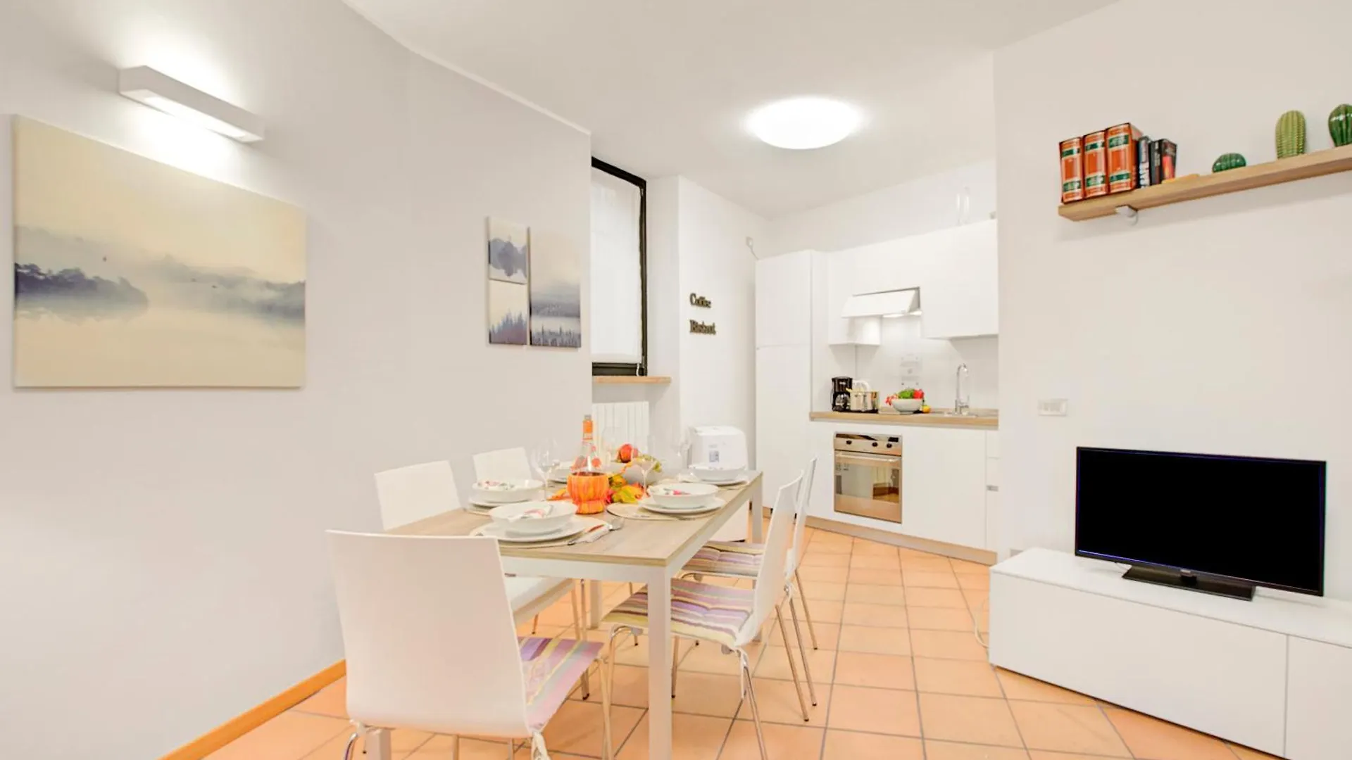 Luminose House With Shared Pool Daire Gardone Riviera
