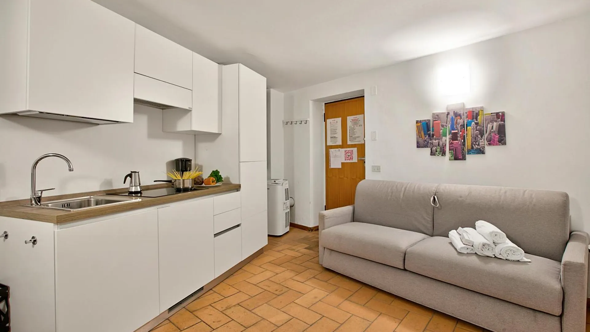 Luminose House With Shared Pool Daire Gardone Riviera İtalya